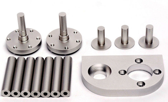 Makineler için Metal CNC Üretilen Parçalar Sertliği HRC21-22 Yüksek